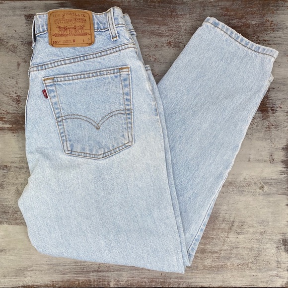 Levi's Denim - Vintage Levi’s Light Wash High Waisted Jeans 551